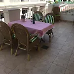 Plaza Espana ネルハ